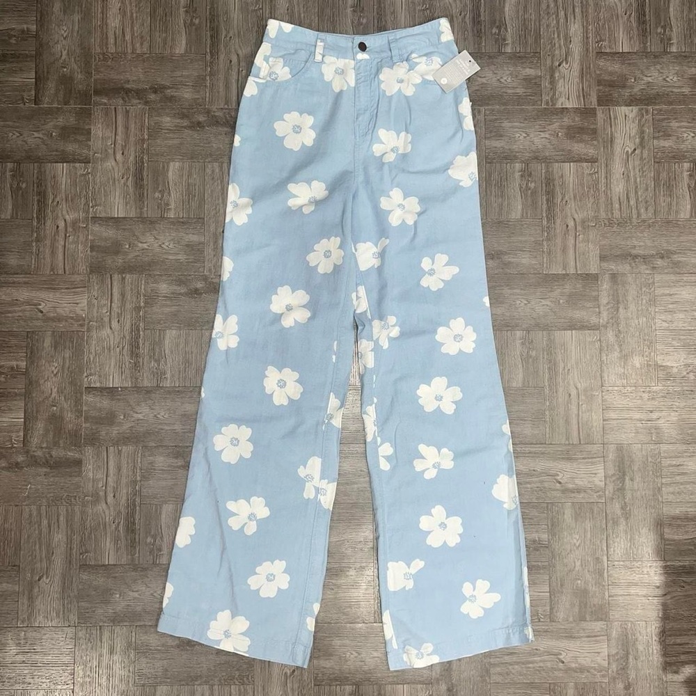 O’Neill Light Blue Flower Pants Size 28 (fits a 27)